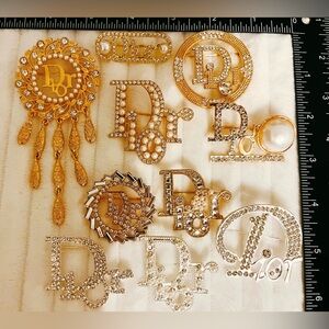 Lot of 9Pcs Rhinestone Pearl Initial Style
Brooch Pins Gold Silver Tone